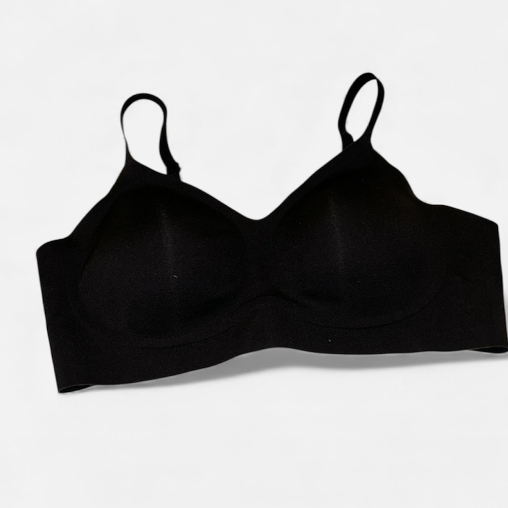 New Black Sports Bra